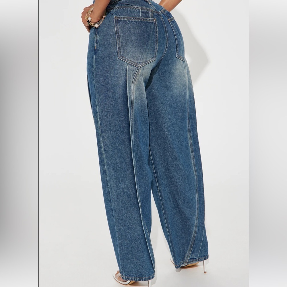 BNWT Wavy Baby Jeans - US 6 - Picture 3 of 4